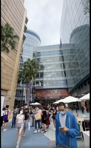 梦时代昨遇强震天花板崩塌，今地震又传刺耳怪声民众惊恐