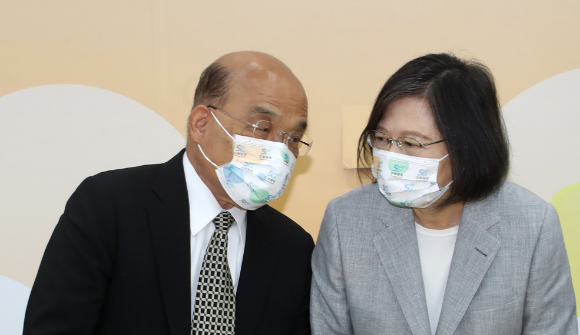 苏贞昌“骄兵恋权”不下台？郭正亮惊爆蔡英文下一步