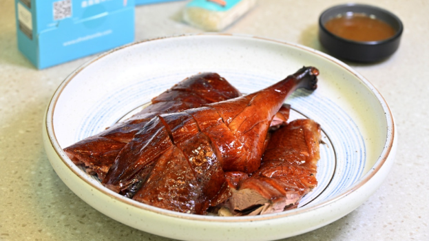 蓝田茶记叹非一般烧味，例牌烧鹅肉汁丰富味道正