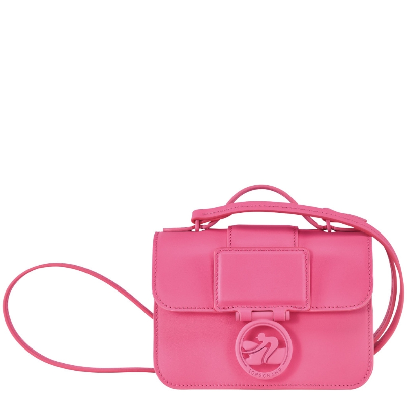 Box-Trot手袋另备有糖果粉红色版本/$4,850/Longchamp。