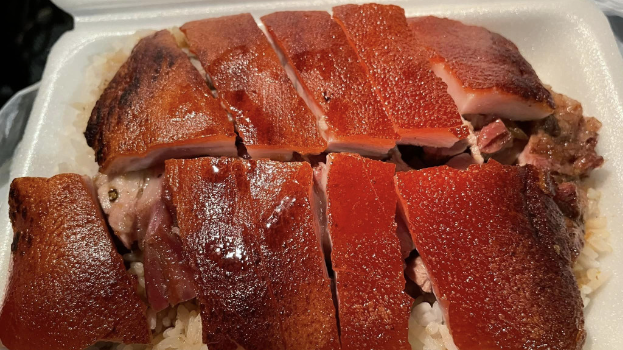75元吃料超足的乳猪饭，低调烧味店原来是深水埗街坊名店