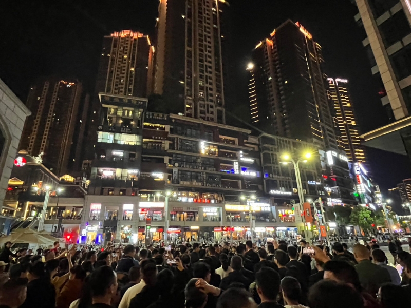 马英九夜游重庆 马英九夜游重庆