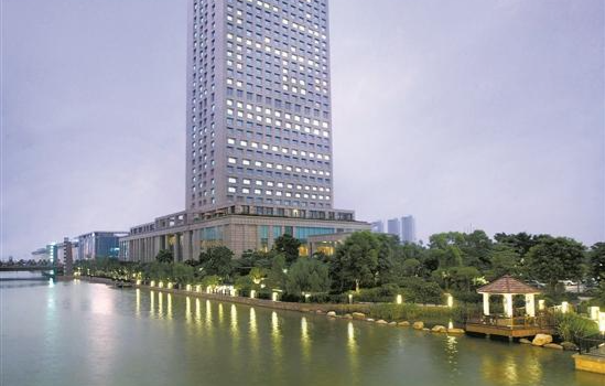 地标酒店跨界提供艺术展览