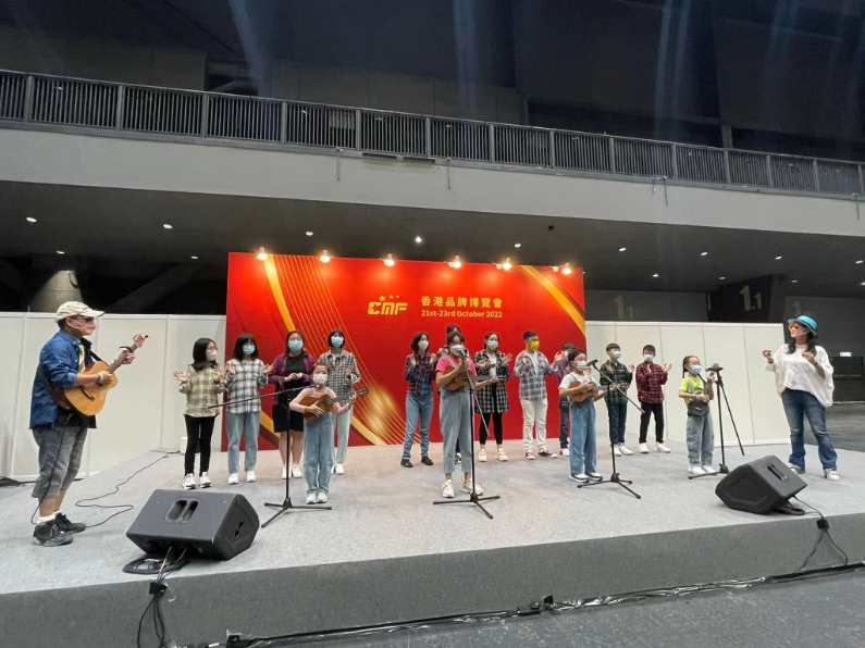 有服务葵青区多年的慈善音乐团体的青田之优音乐艺术学院曾到多过地方进行表演 有服务葵青区多年的慈善音乐团体的青田之优音乐艺术学院曾到多过地方进行表演