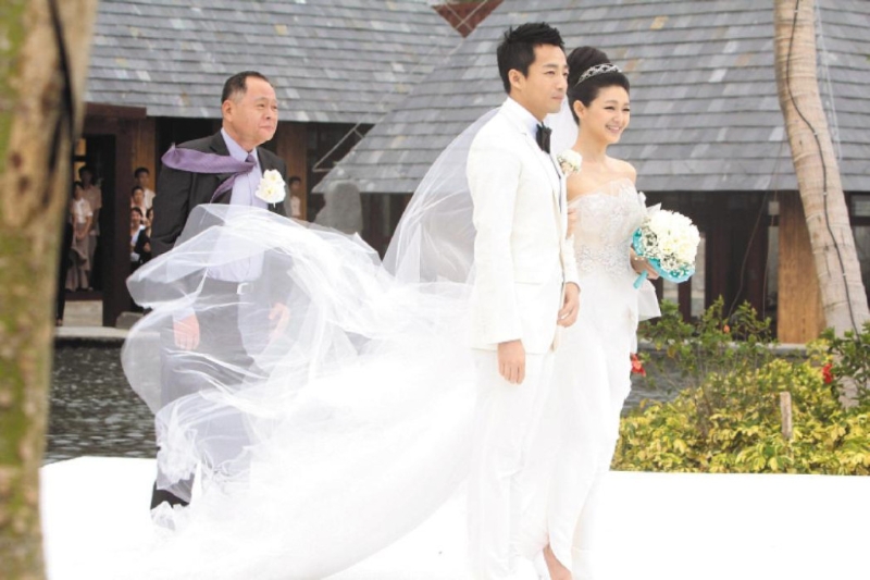 昨日（10日）有台媒揭大S原来于当年举行婚礼前数天曾历流产之痛。