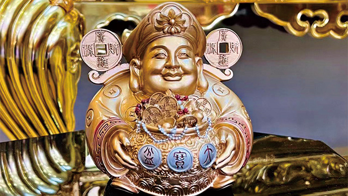 拜神一定要取“一”、“三”、“五”单数的数量。因为单数代表阳性,代表阳气,可以压煞。 拜神一定要取“一”、“三”、“五”单数的数量。因为单数代表阳性,代表阳气,可以压煞。