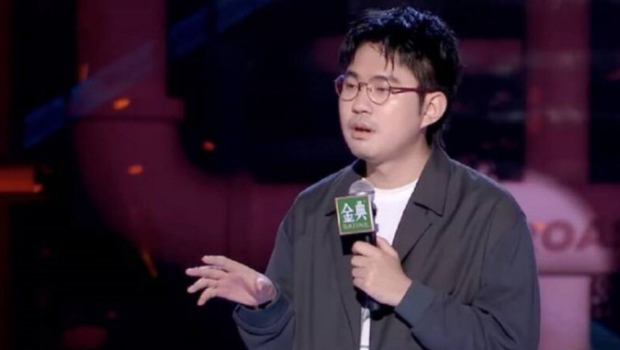 脱口秀演员李昊石。 脱口秀演员李昊石。