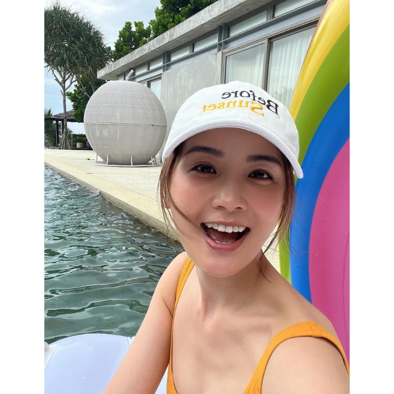 阿Sa上载几张泳装照。