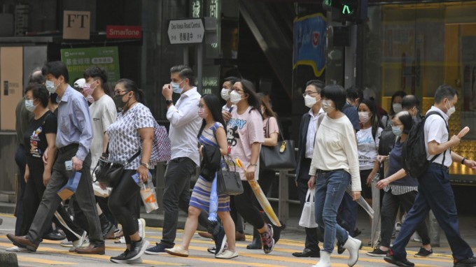 香港今年3月平均工资按年升3.2%,升幅较上一季快 香港今年3月平均工资按年升3.2%,升幅较上一季快