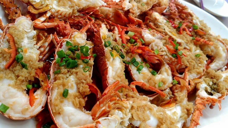 $488任食套餐有40多款海鲜小菜选择 $488任食套餐有40多款海鲜小菜选择