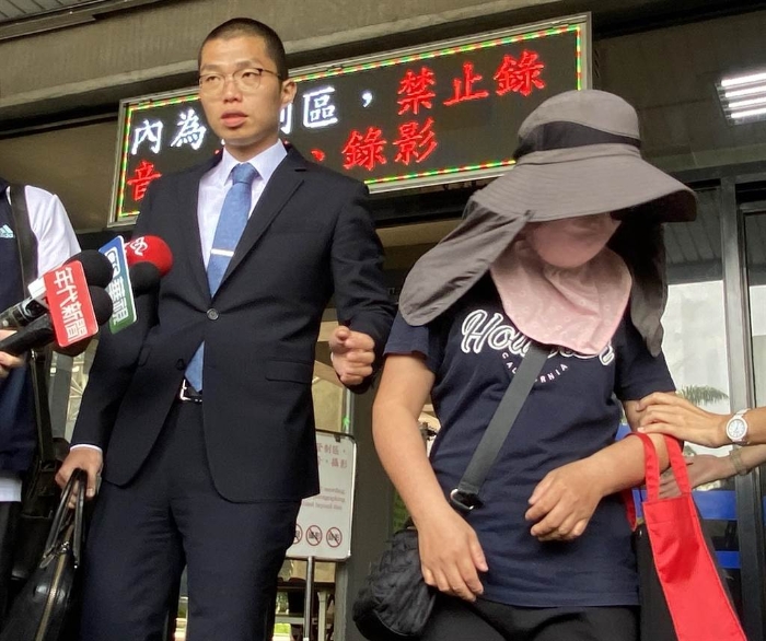 五亿赖姓高中生坠楼命案，赖母委任律师提再议