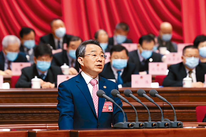 董云虎 董云虎
