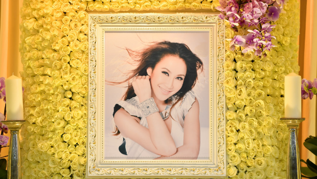 李玟CoCo丧礼丨李思林称母难忍丧女之痛不再庆生，安排丧礼日哭十几次