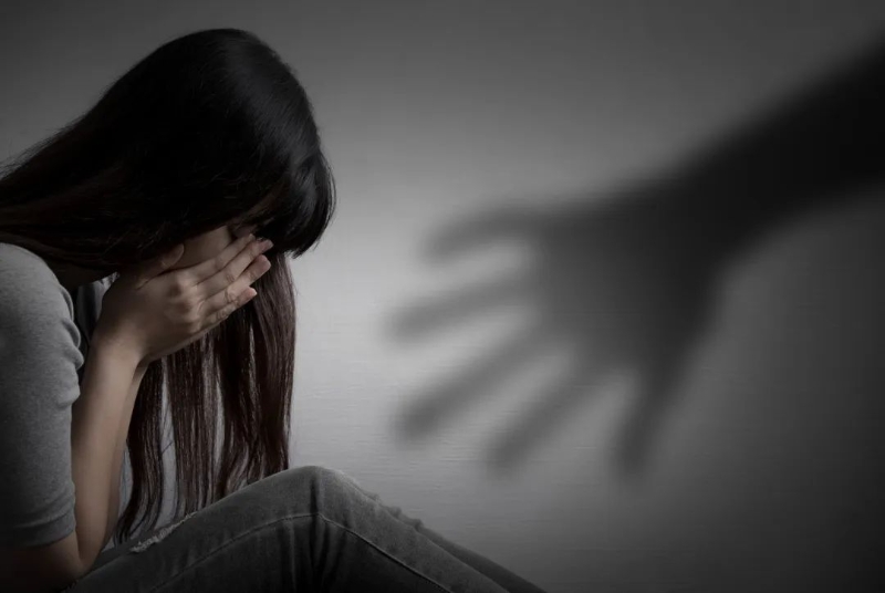 台湾正妹遭摄影师性侵网络示意图 台湾正妹遭摄影师性侵网络示意图