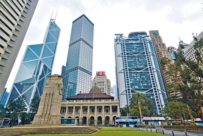 用户如使用银行赈户在门店消费,可豁免手续费 用户如使用银行赈户在门店消费,可豁免手续费