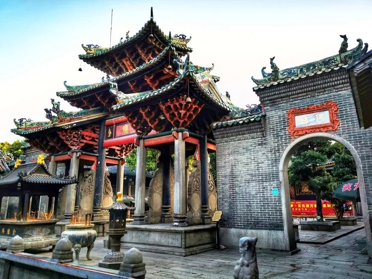 可谓一个民间博物馆,建筑装饰工艺令人叹为观止。图:Trip@wang181 可谓一个民间博物馆,建筑装饰工艺令人叹为观止。图:Trip@wang181