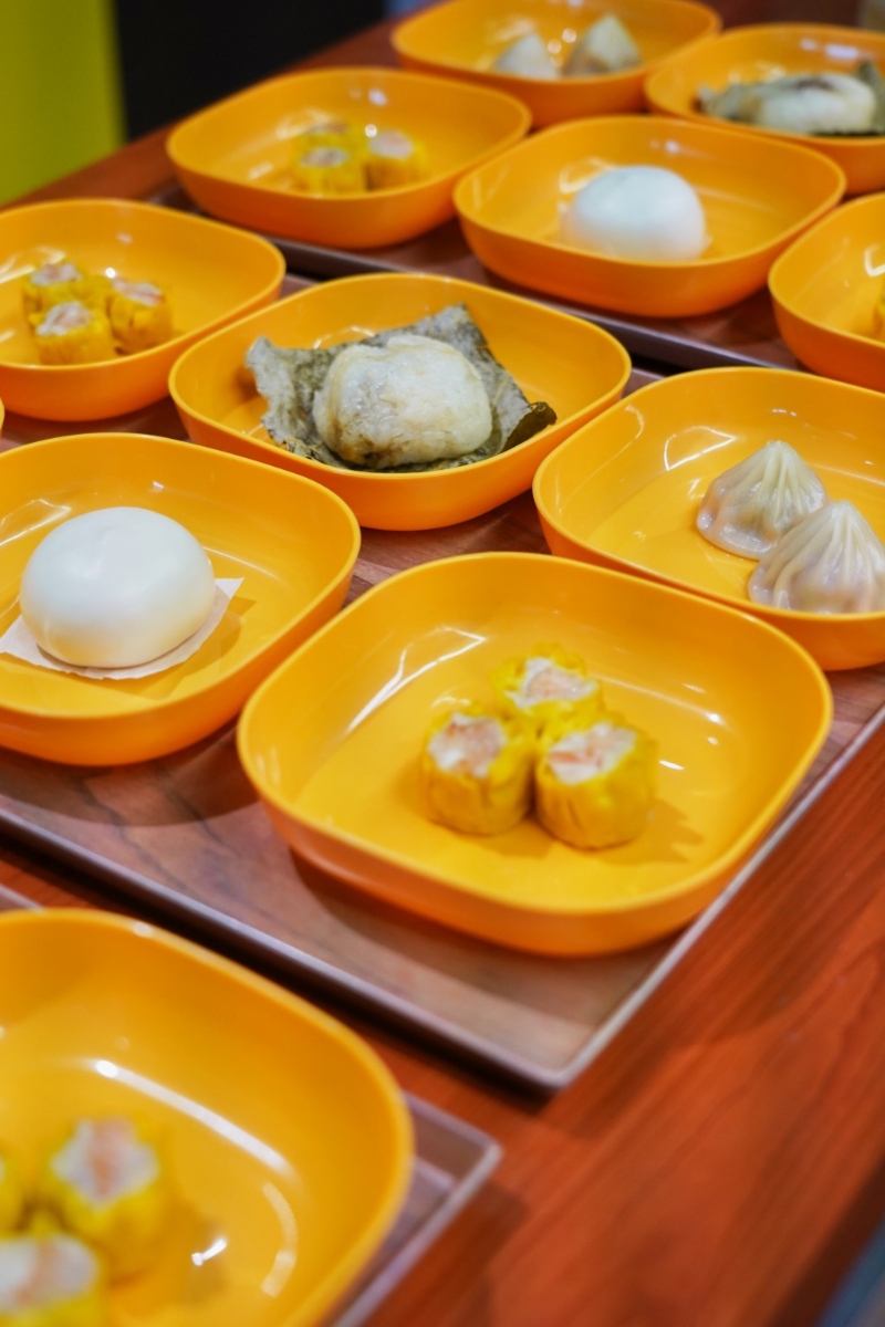 湾仔码头现在有五款点心上市。 湾仔码头现在有五款点心上市。