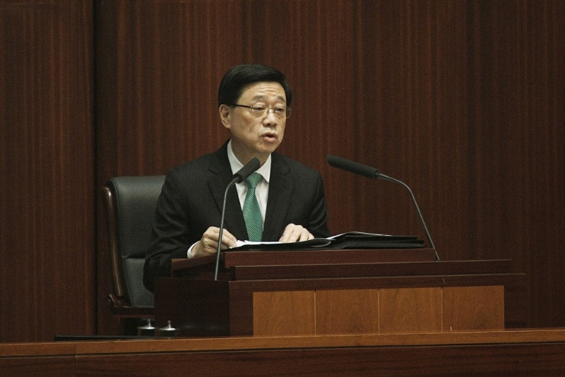 李家超出席施政报告答问会。 李家超出席施政报告答问会。