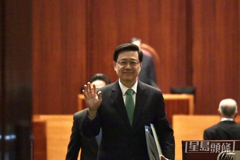 行政长官李家超在周三(25日)发表《施政报告》。 资料图片 行政长官李家超在周三(25日)发表《施政报告》。 资料图片