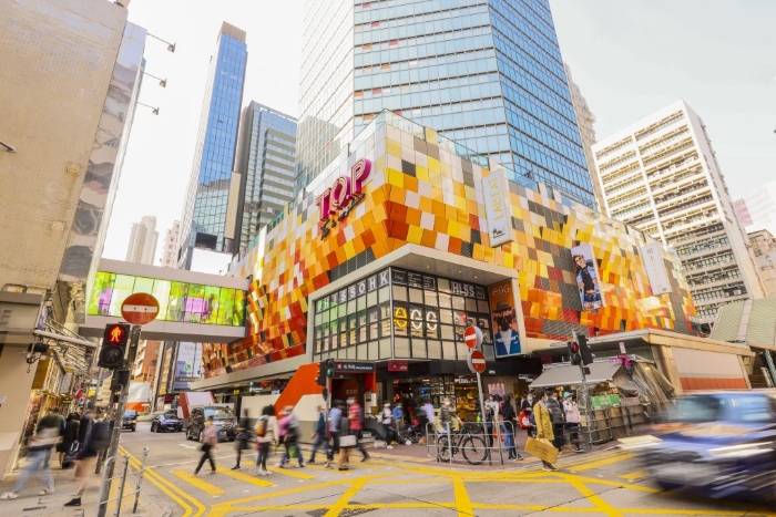 香港插画家及发明家“东尼电机”今个冬天与旺角T.O.P合作 香港插画家及发明家“东尼电机”今个冬天与旺角T.O.P合作