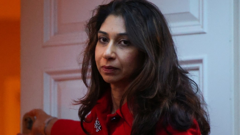 英国内政大臣柏斐文 (Suella Braverman) 被革除职务。(路透社) 英国内政大臣柏斐文 (Suella Braverman) 被革除职务。(路透社)