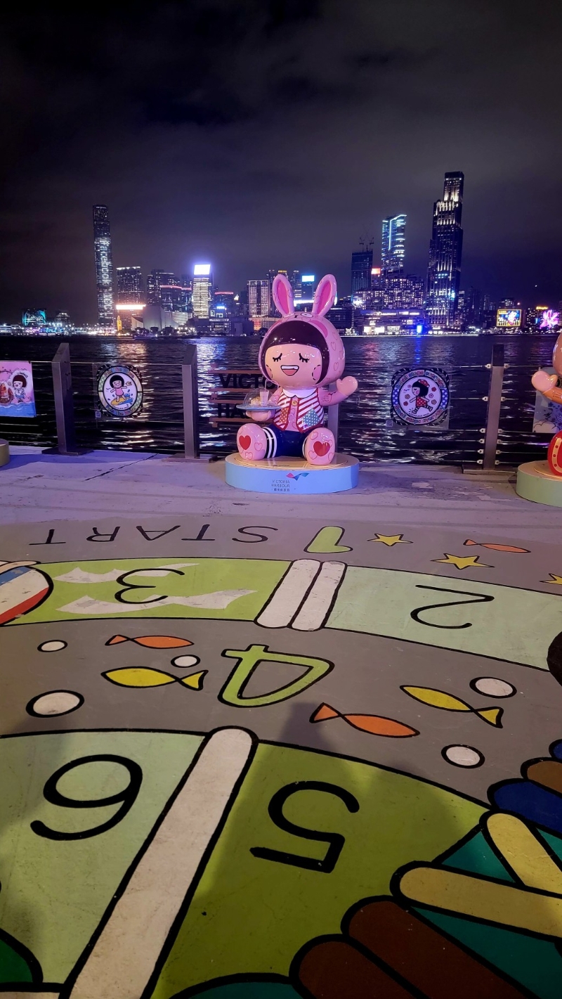 香港发展局和海滨事务委员会亦即将于下周的11月24日(五)和25日(六),一连两晚在湾仔“水上运动及康乐主题区”举办《海滨动感夜》 香港发展局和海滨事务委员会亦即将于下周的11月24日(五)和25日(六),一连两晚在湾仔“水上运动及康乐主题区”举办《海滨动感夜》