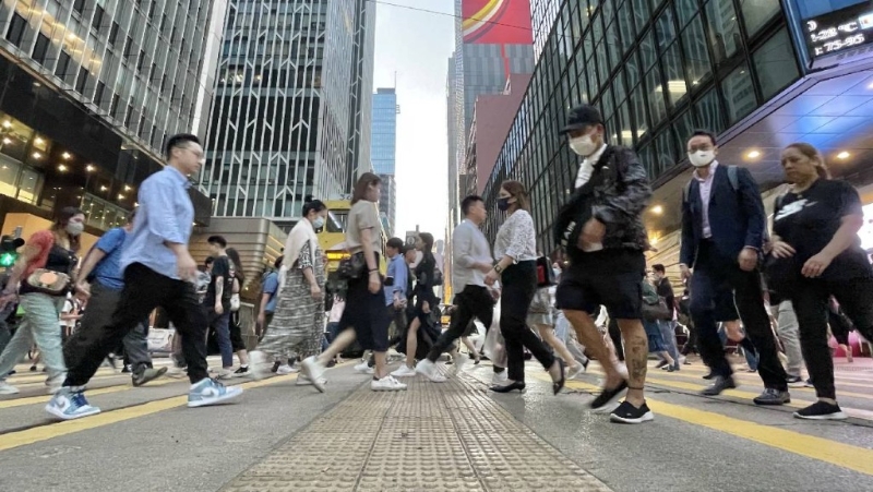 强积金11月料升逾4%,打工仔人人赚万元,全年有望正数,惟中港股续跑输 强积金11月料升逾4%,打工仔人人赚万元,全年有望正数,惟中港股续跑输