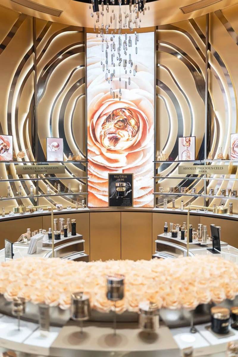 兰蔻“黄金店” 兰蔻“黄金店”