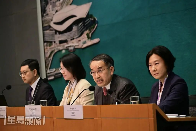 许正宇估计每年有4000人透过计划申请来港，带来1200亿元新资金。