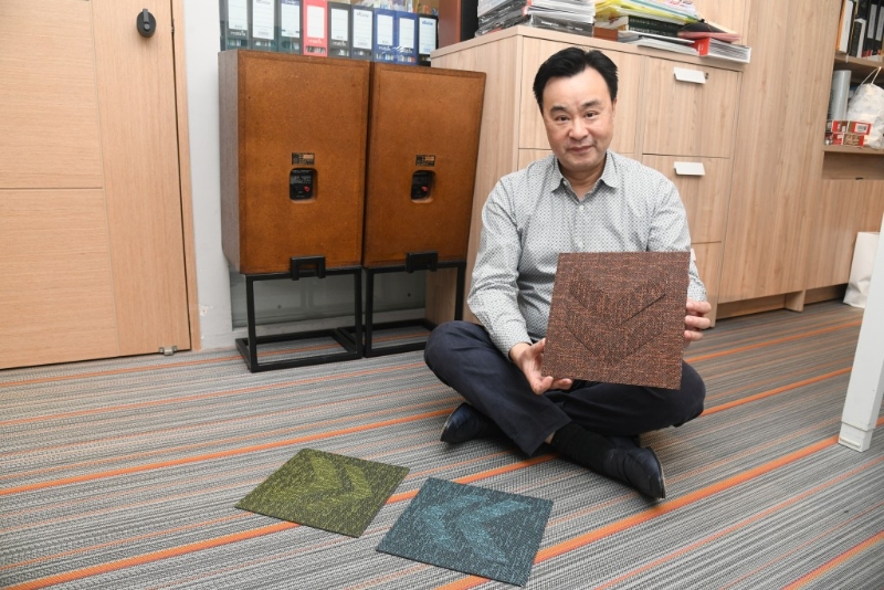 专营高级建材超过20年的JIBPOOL,其创办人Eddy Wong近年亦致力引入可持续发展的地垫产品,以减少对环境的负担。 专营高级建材超过20年的JIBPOOL,其创办人Eddy Wong近年亦致力引入可持续发展的地垫产品,以减少对环境的负担。