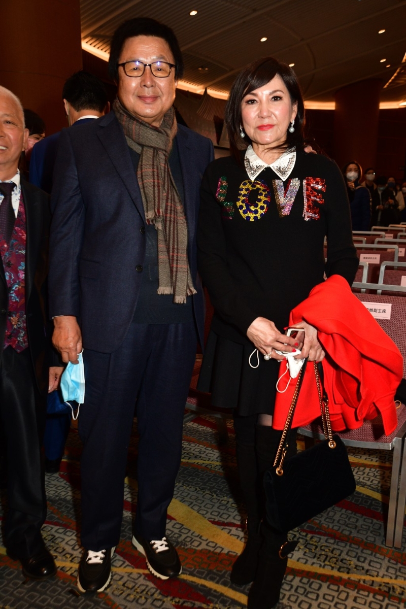 旭日国际集团主席蔡志明，身家82亿美元，排名第10。