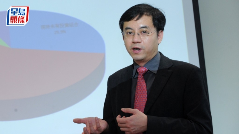 麦萃才指政府发行银债是明益长者。资料图片 麦萃才指政府发行银债是明益长者。资料图片
