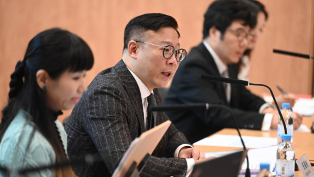 张国钧 张国钧