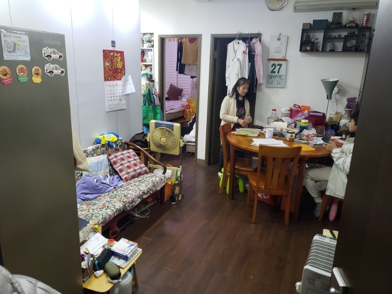 罗太在这里已住了四十年。 罗太在这里已住了四十年。