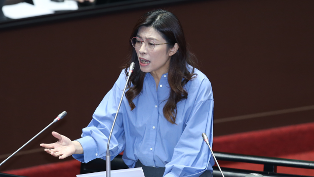 郑丽文 郑丽文