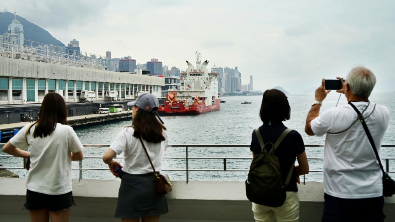 港人打卡“雪龙2”号 港人打卡“雪龙2”号