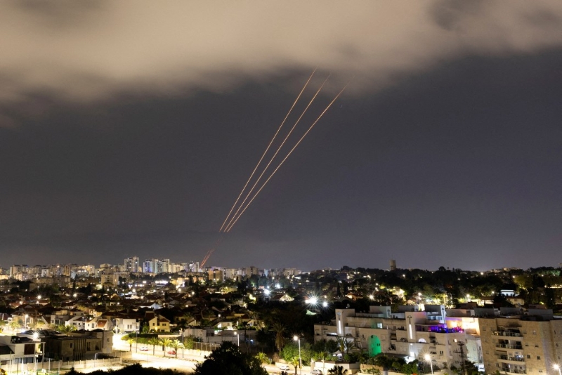伊朗上周六空袭以色列,以国启动防空系统。 伊朗上周六空袭以色列,以国启动防空系统。
