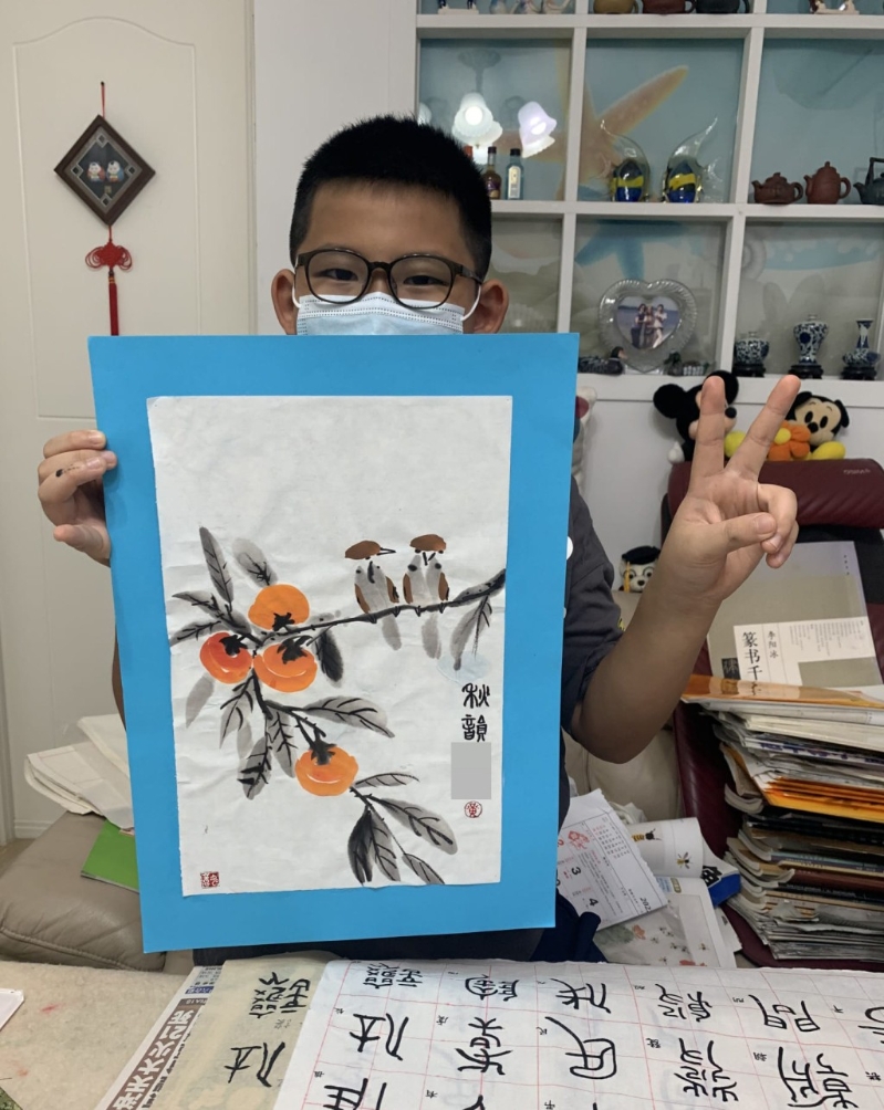 黄燕群的儿子画作曾获学校二等奖 黄燕群的儿子画作曾获学校二等奖