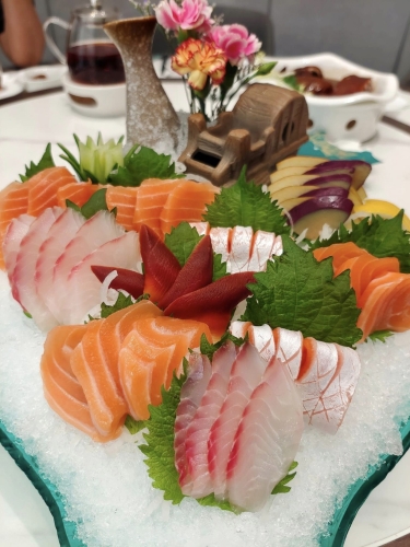 鱼生刺身 鱼生刺身