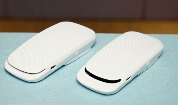REON POCKET 5(左) REON POCKET 5(左)
