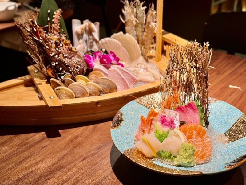 餐厅有自家船隻,由“得记海产”引入本地优质海鲜。 餐厅有自家船隻,由“得记海产”引入本地优质海鲜。