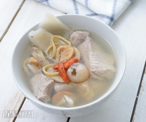 日月鱼淮山瘦肉汤 日月鱼淮山瘦肉汤