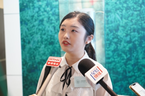 郑思琦指香港具有国际视野 郑思琦指香港具有国际视野