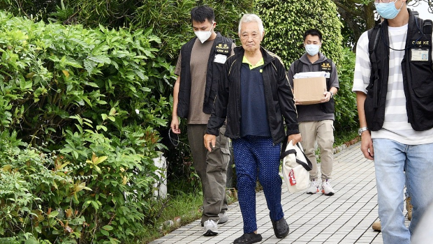 “长洲覆核王”郭卓坚