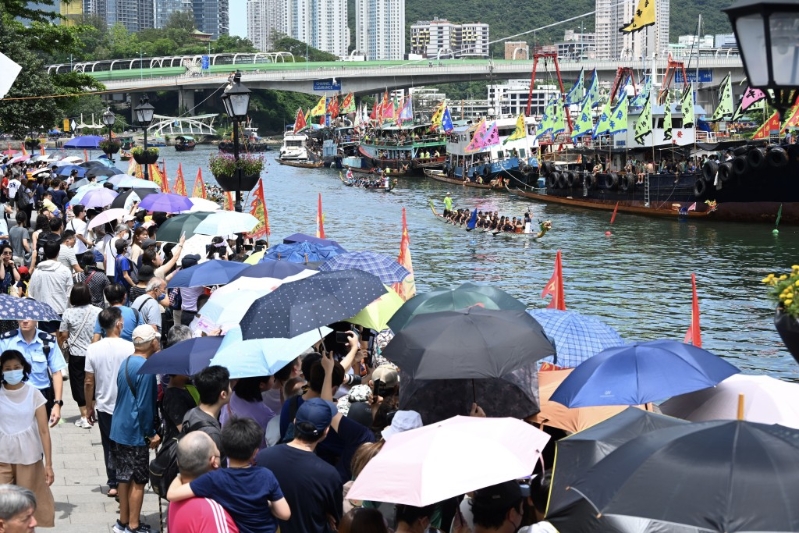 去年在香港仔举办的“2023香港仔龙舟竞渡大赛”。 资料图片 去年在香港仔举办的“2023香港仔龙舟竞渡大赛”。 资料图片