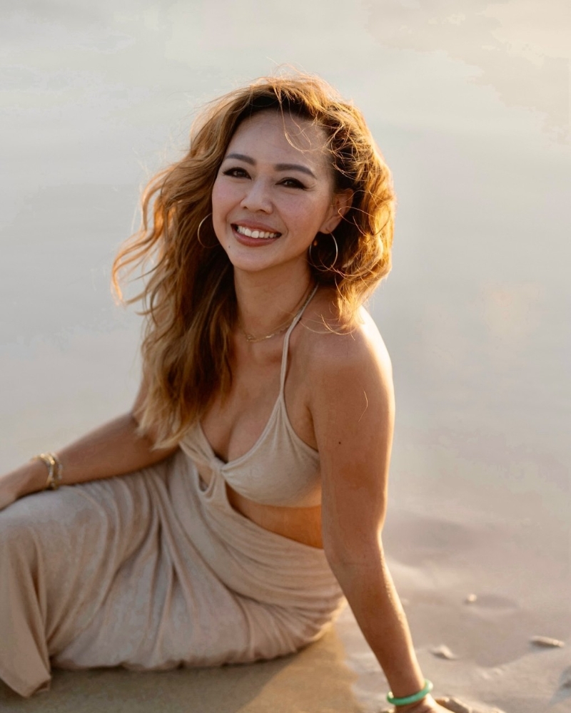 钟丽淇人在外地难得大解放。