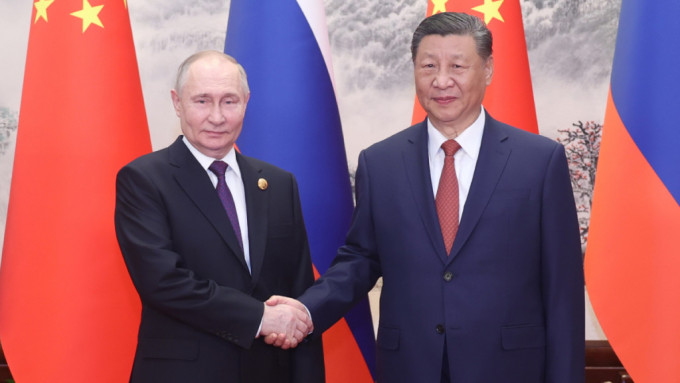 5月16日上午,习近平在北京人民大会堂同来华进行国事访问的俄罗斯总统普京举行会谈。新华社 5月16日上午,习近平在北京人民大会堂同来华进行国事访问的俄罗斯总统普京举行会谈。新华社
