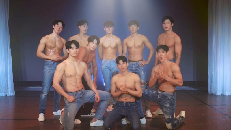当中极具人气的韩国爆肌Oppa猛男国将带来「魔间狂野OPPAShow」!(图片仅供参考;图片来源:1G @wildwild oficial) 当中极具人气的韩国爆肌Oppa猛男国将带来「魔间狂野OPPAShow」!(图片仅供参考;图片来源:1G @wildwild oficial)