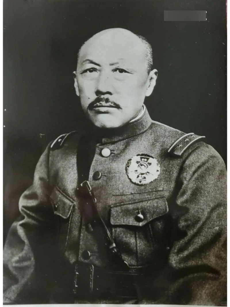大汉奸张景惠担任伪满洲国总理达十年。 大汉奸张景惠担任伪满洲国总理达十年。