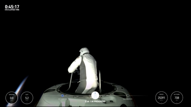 SpaceX首次“民间太空漫步”成功出舱。 SpaceX首次“民间太空漫步”成功出舱。
